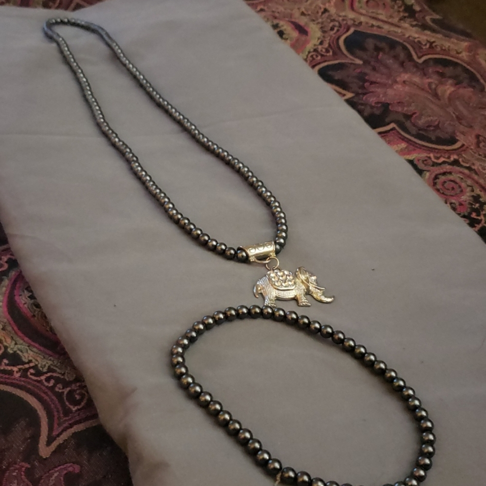 Dark Grey Beaded Necklace and Bracelet
